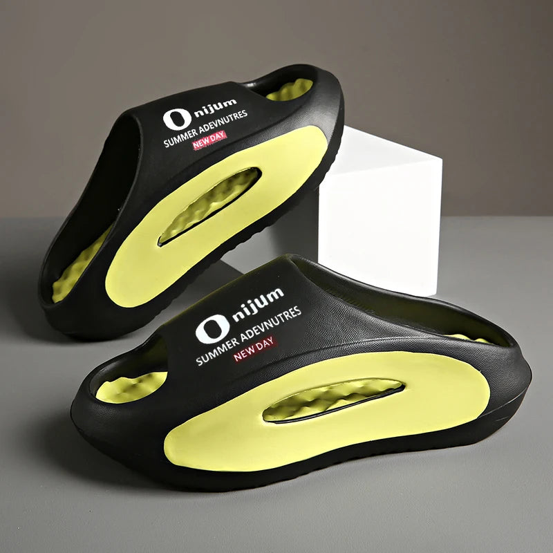 Couple Style Summer Casual 2025 Slippers New Anti-Slip and Anti-Odor Men's and Women's Outdoor Beach Slippers