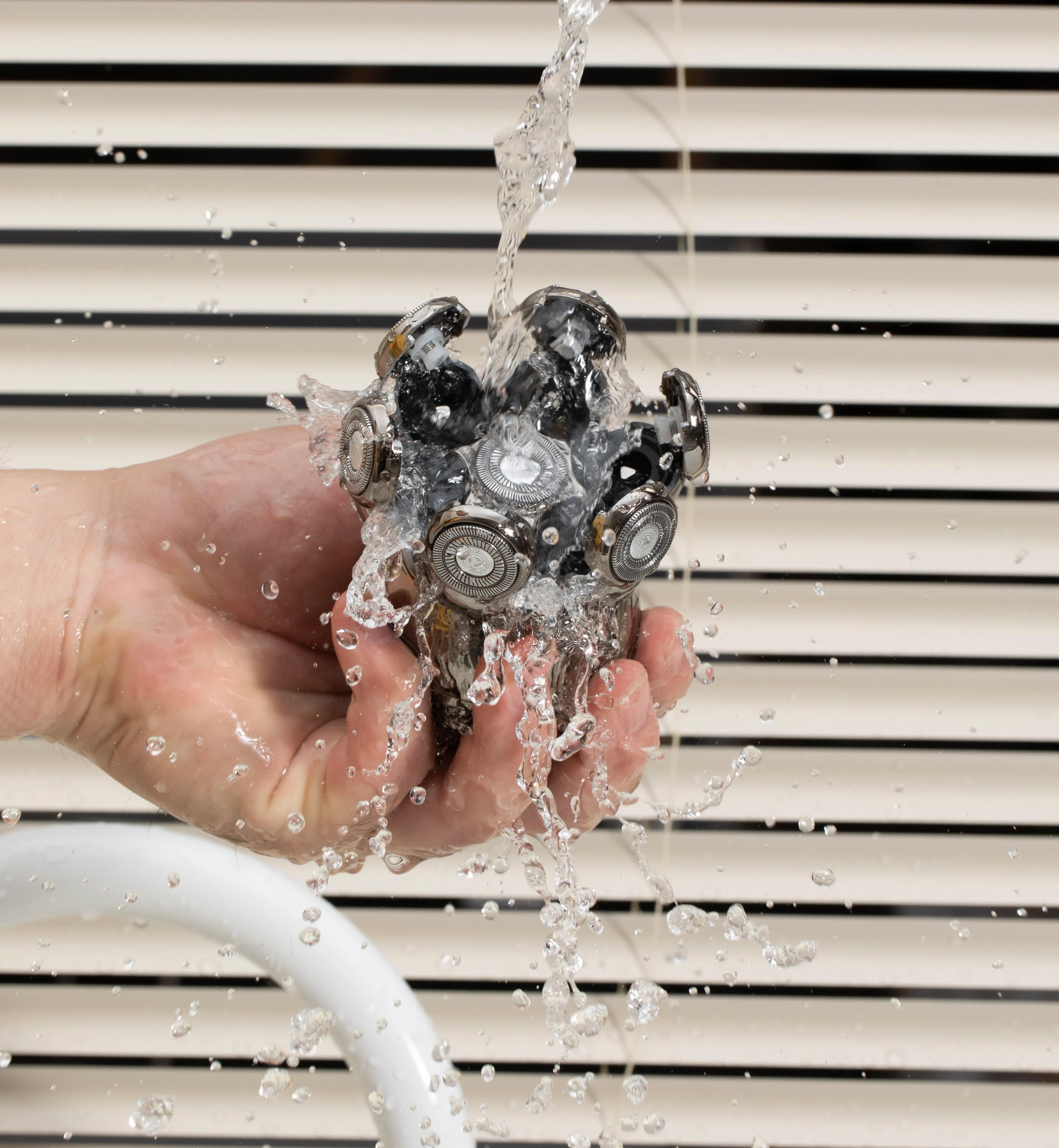 7D Electric Shaver – Floating Head Waterproof Beard Trimmer