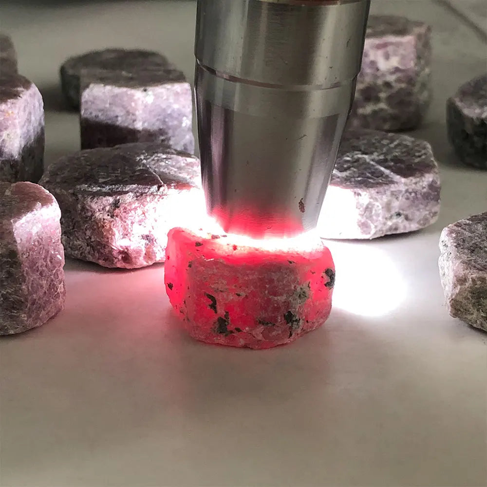 100g Bulk Natural Stone Raw Red Corundum Ruby Crystals Minerals Healing Stones Gemstones Reiki Home Decor Garden Decoration Gift