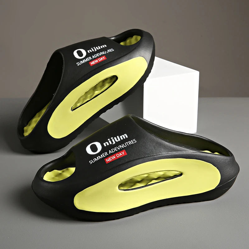 Couple Style Summer Casual 2025 Slippers New Anti-Slip and Anti-Odor Men's and Women's Outdoor Beach Slippers