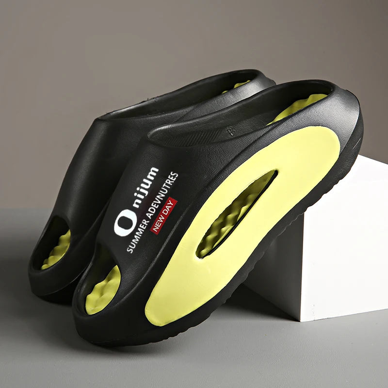 Couple Style Summer Casual 2025 Slippers New Anti-Slip and Anti-Odor Men's and Women's Outdoor Beach Slippers