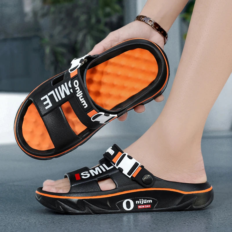 2025 New Men's Massage Slippers Indoor Outdoor Sandals Beach Comfortable Soft Slides Clogs Casual Shoes Men Women Home Slippers