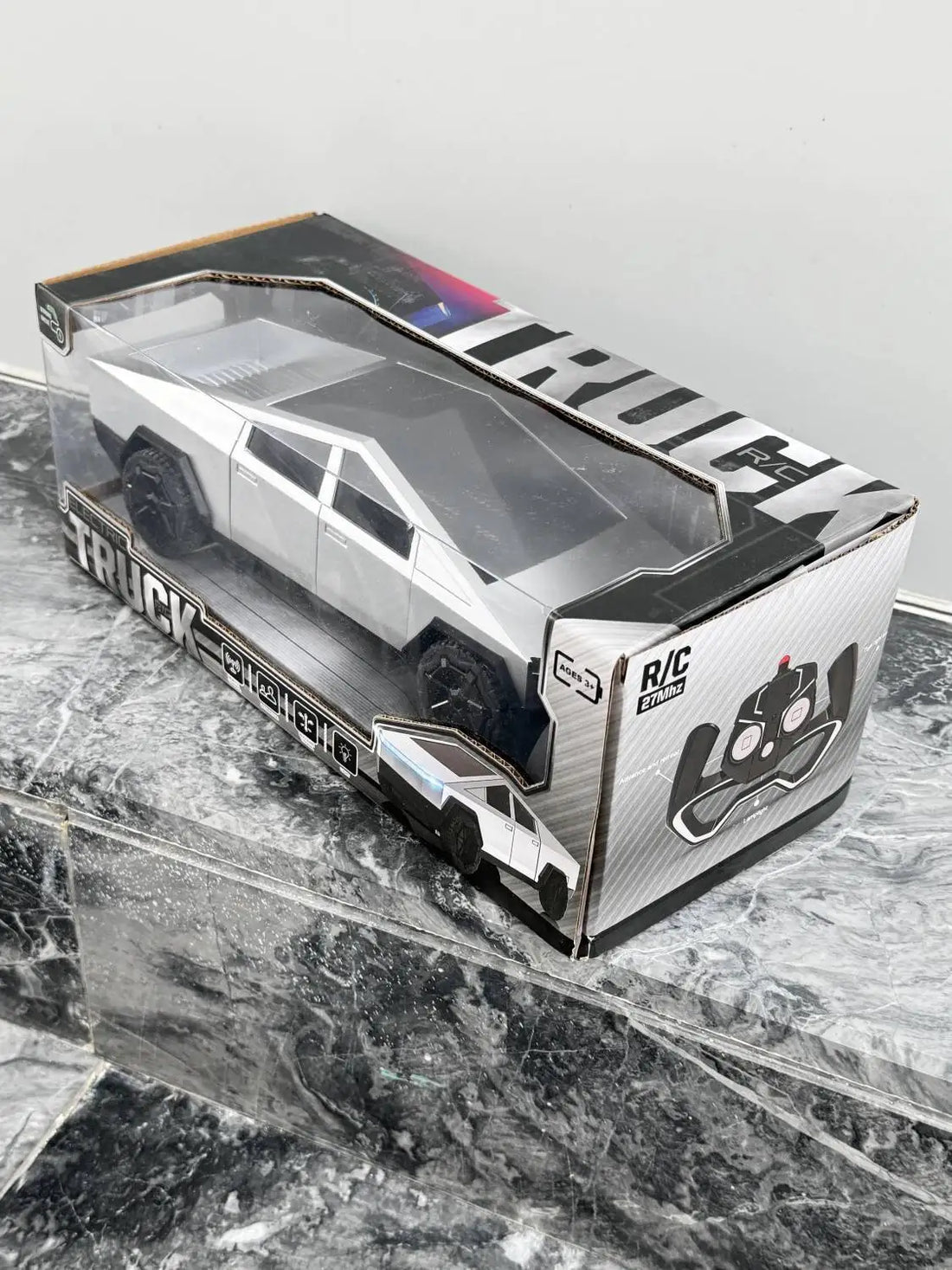 1:12 Rc Cybertruck Offroad Station Wagon Batmobile Rc Car Simulation Pickup Truck Simulation Collection Model Kids Toys Boy Gift