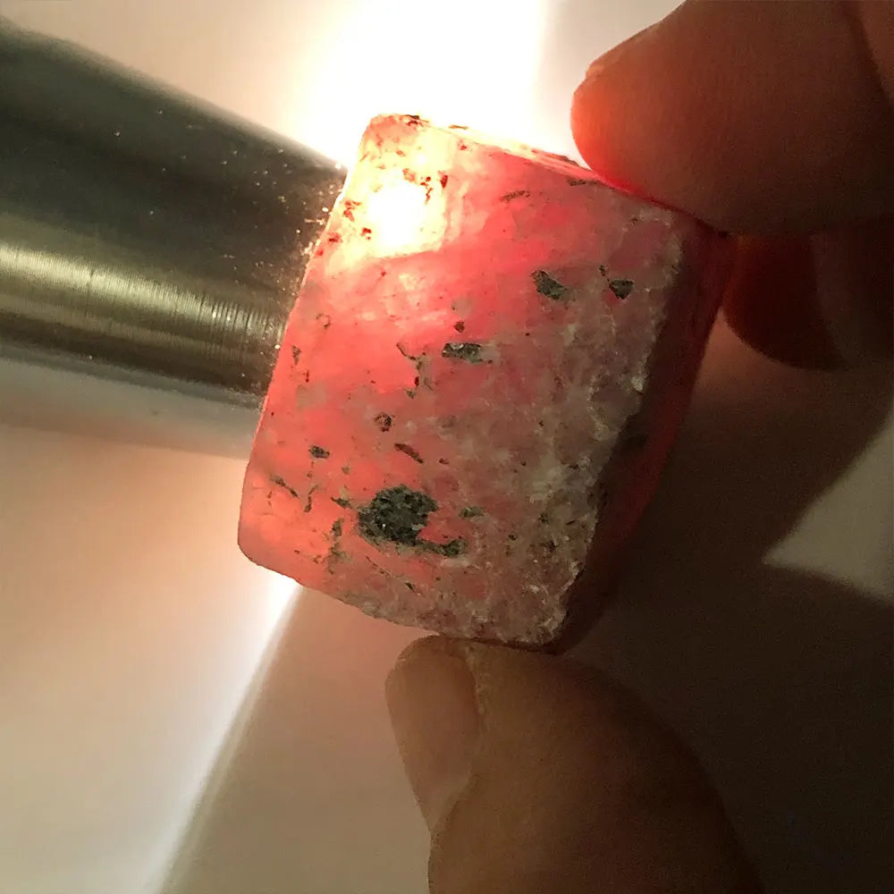 100g Bulk Natural Stone Raw Red Corundum Ruby Crystals Minerals Healing Stones Gemstones Reiki Home Decor Garden Decoration Gift