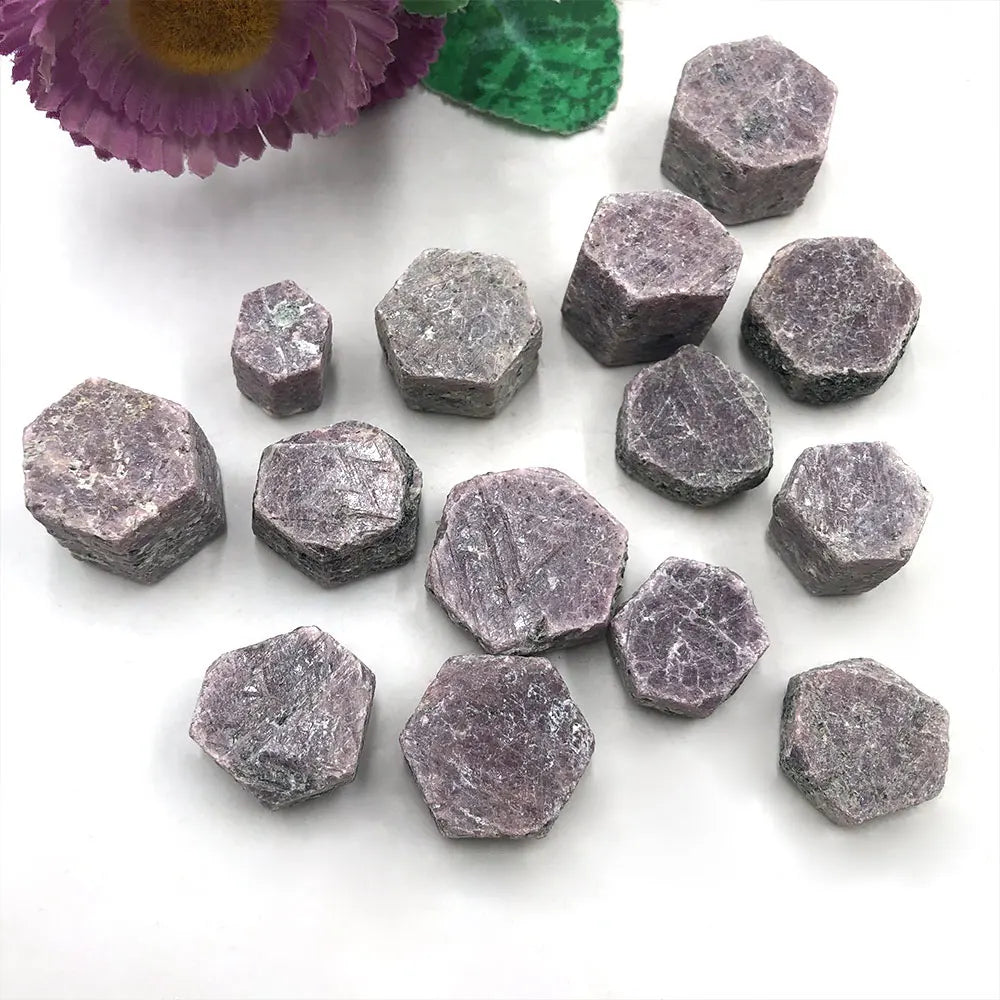 100g Bulk Natural Stone Raw Red Corundum Ruby Crystals Minerals Healing Stones Gemstones Reiki Home Decor Garden Decoration Gift