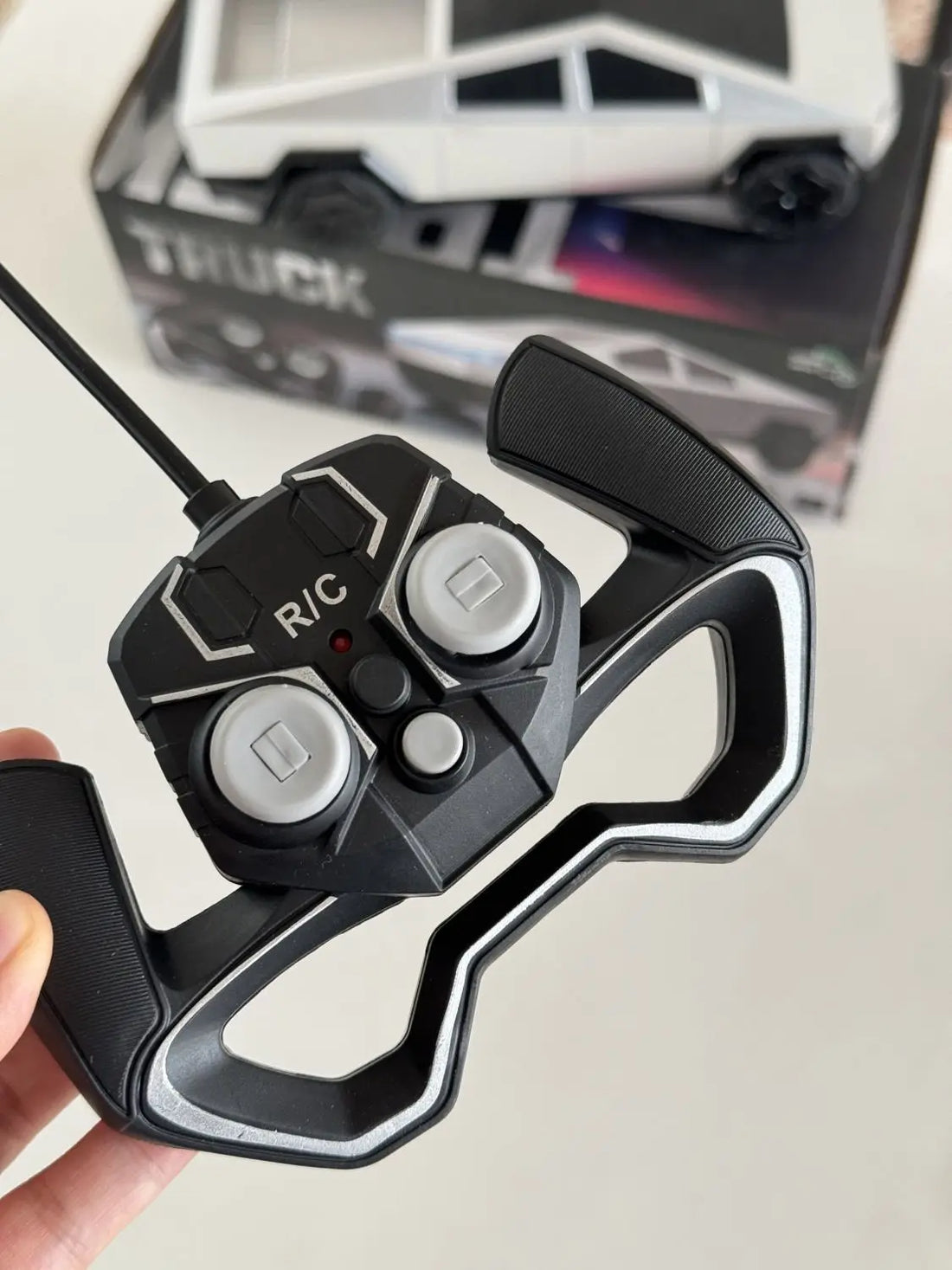 1:12 Rc Cybertruck Offroad Station Wagon Batmobile Rc Car Simulation Pickup Truck Simulation Collection Model Kids Toys Boy Gift